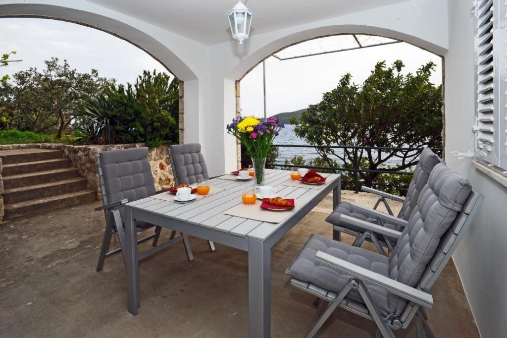 Holiday Home Odiseja Slano Exterior photo